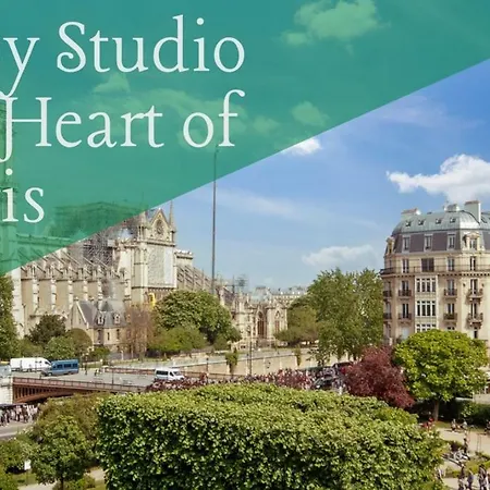 Cosy Studio Saint Michel Central Paris. Appartamento
